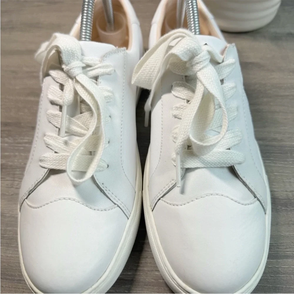 ⛱️NWOB Kate Spade - Fez Leather Sneakers - 9.5B